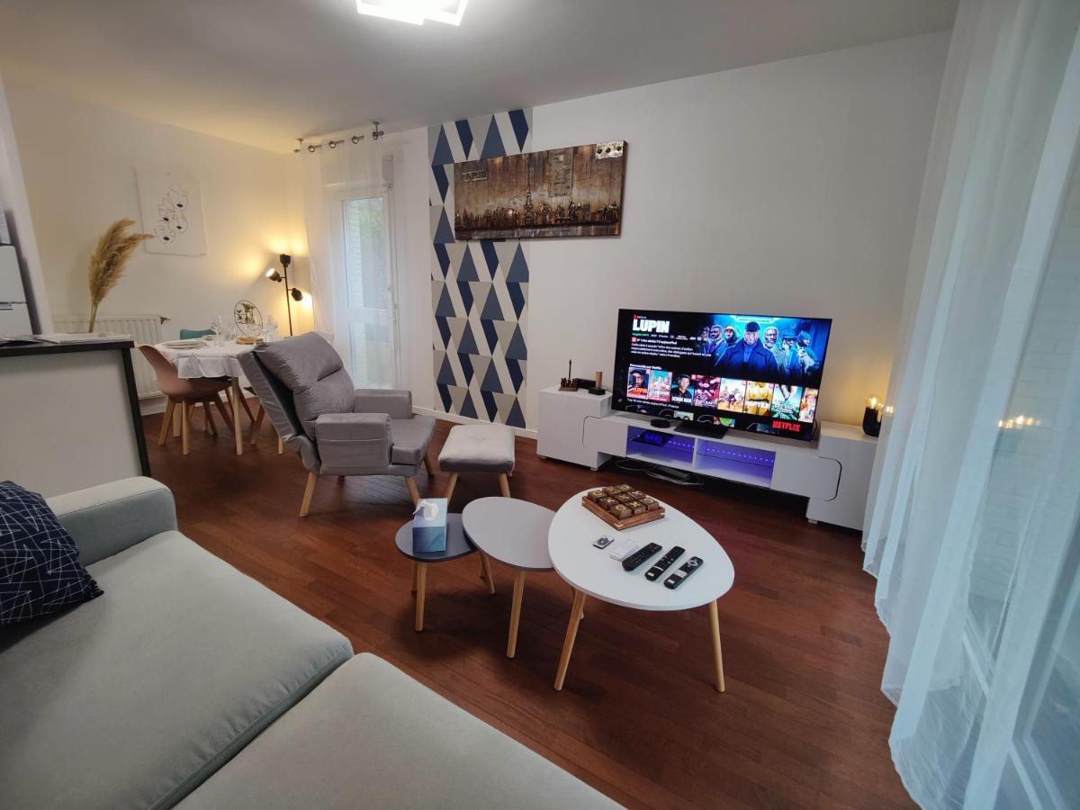 Quietstay 20' Paris, Connected Home Avec Terrasse Massy  Exterior foto